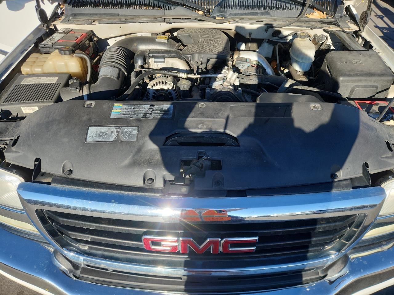 2005 GMC Sierra