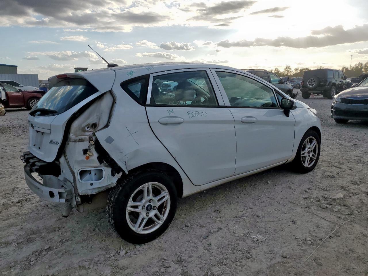 2018 FORD Fiesta