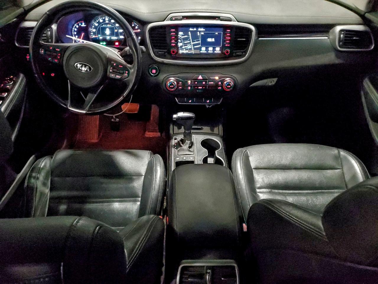 2017 KIA SORENTO