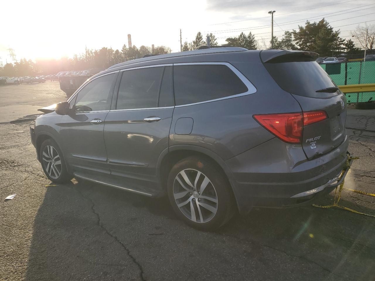 2017 HONDA PILOT