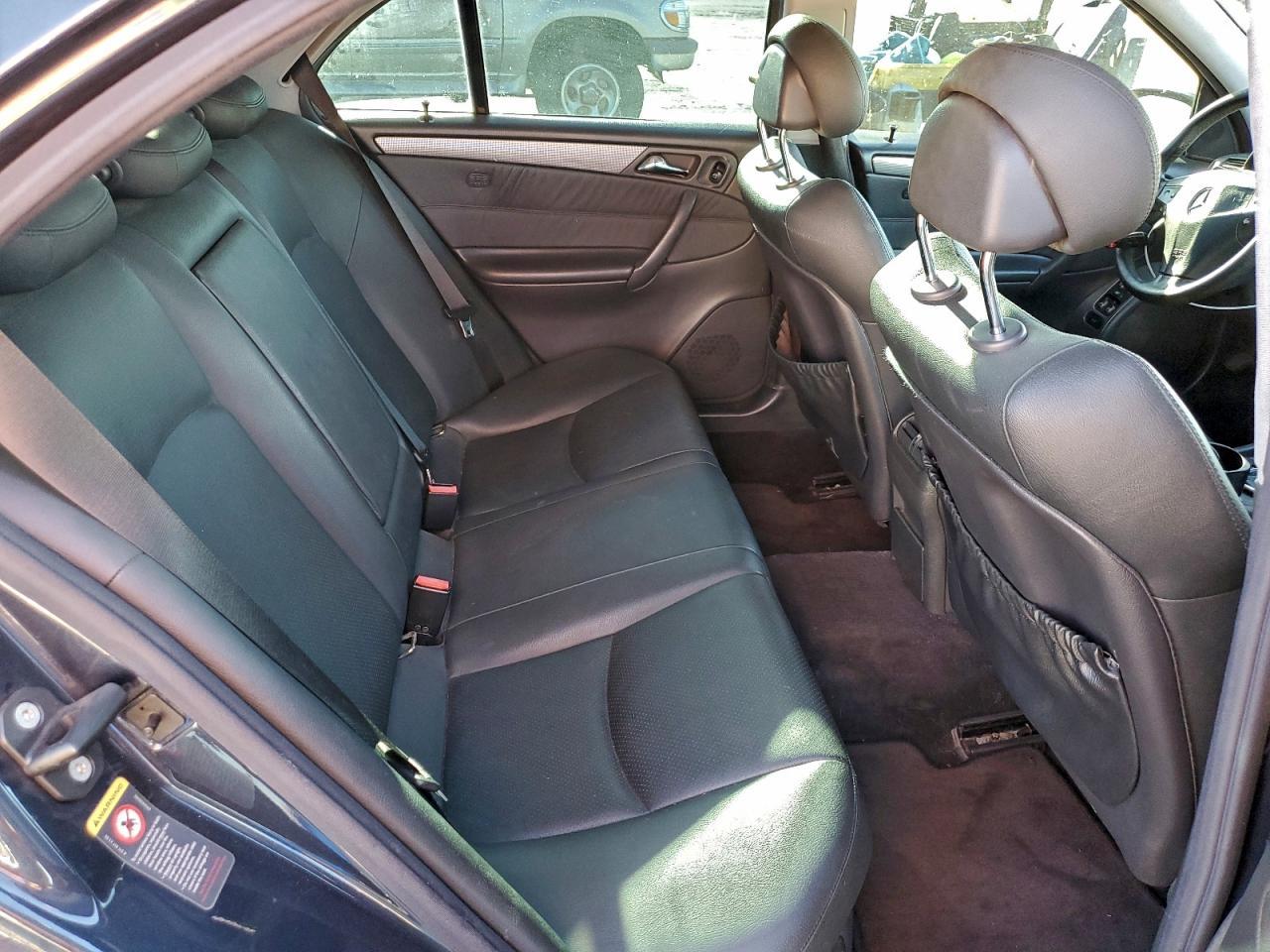 2004 MERCEDES-BENZ C-CLASS