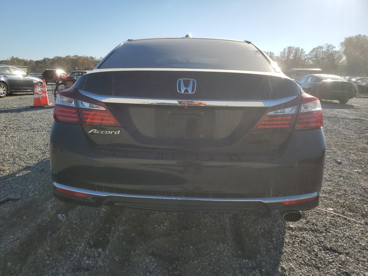 2017 HONDA ACCORD