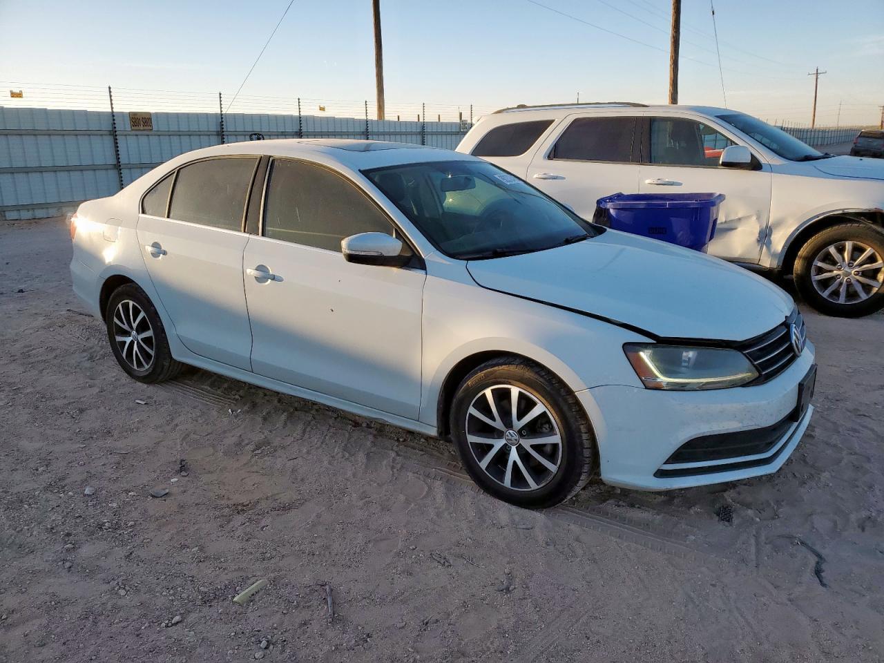 2017 VOLKSWAGEN JETTA