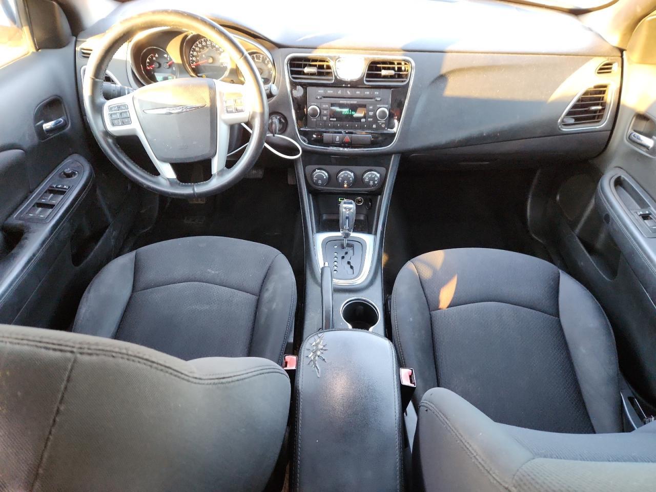 2014 CHRYSLER 200