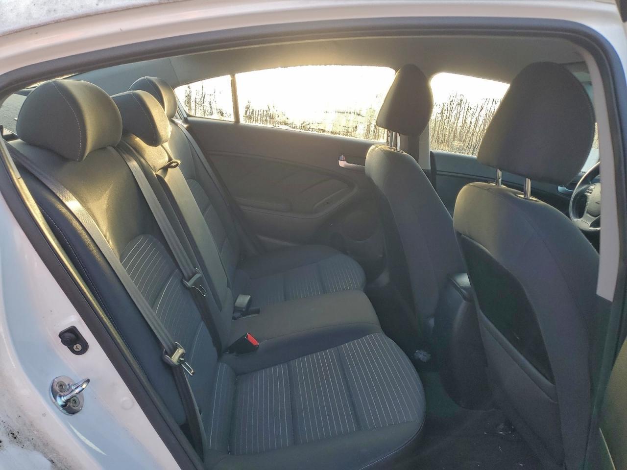 2017 KIA FORTE