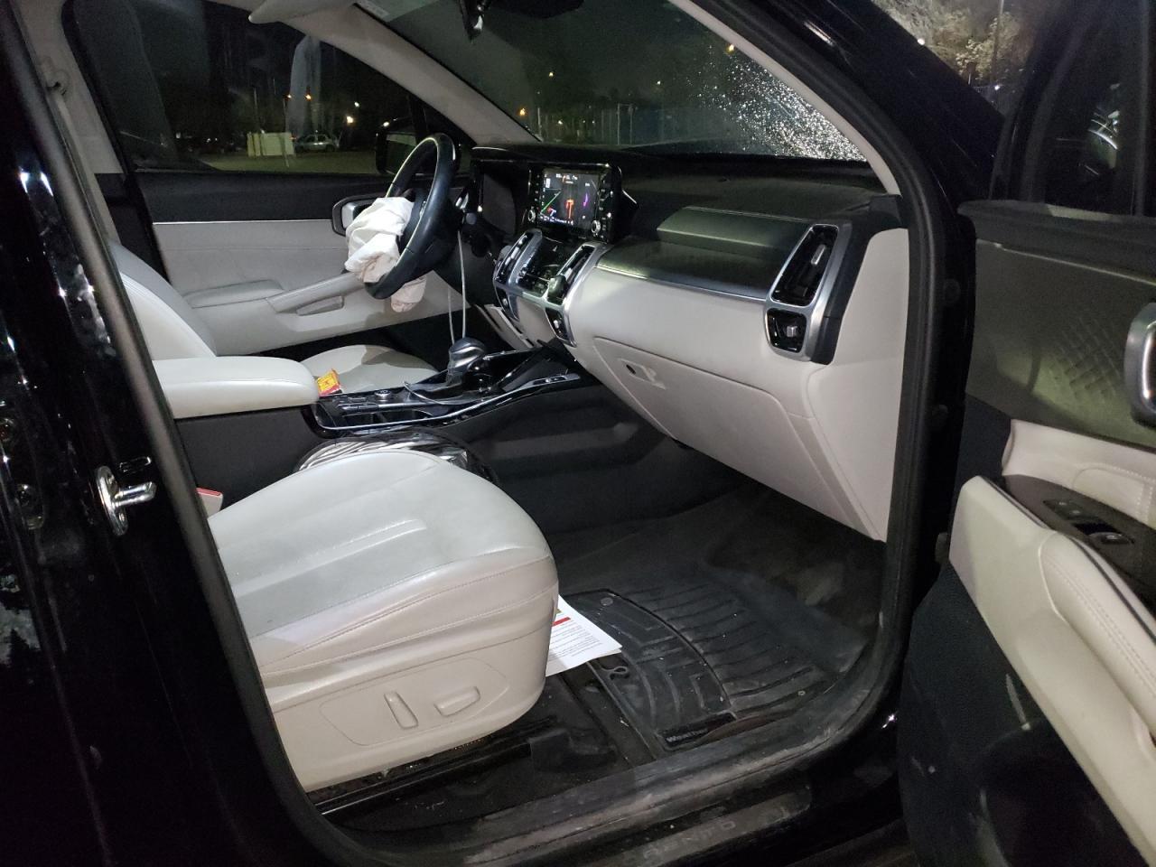 2022 KIA SORENTO