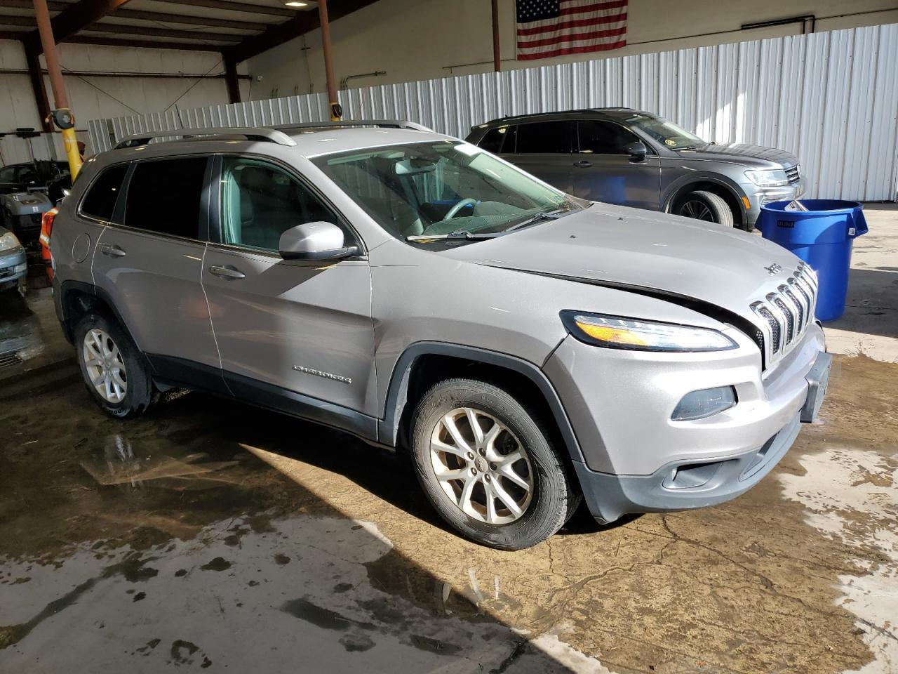 2018 JEEP CHEROKEE