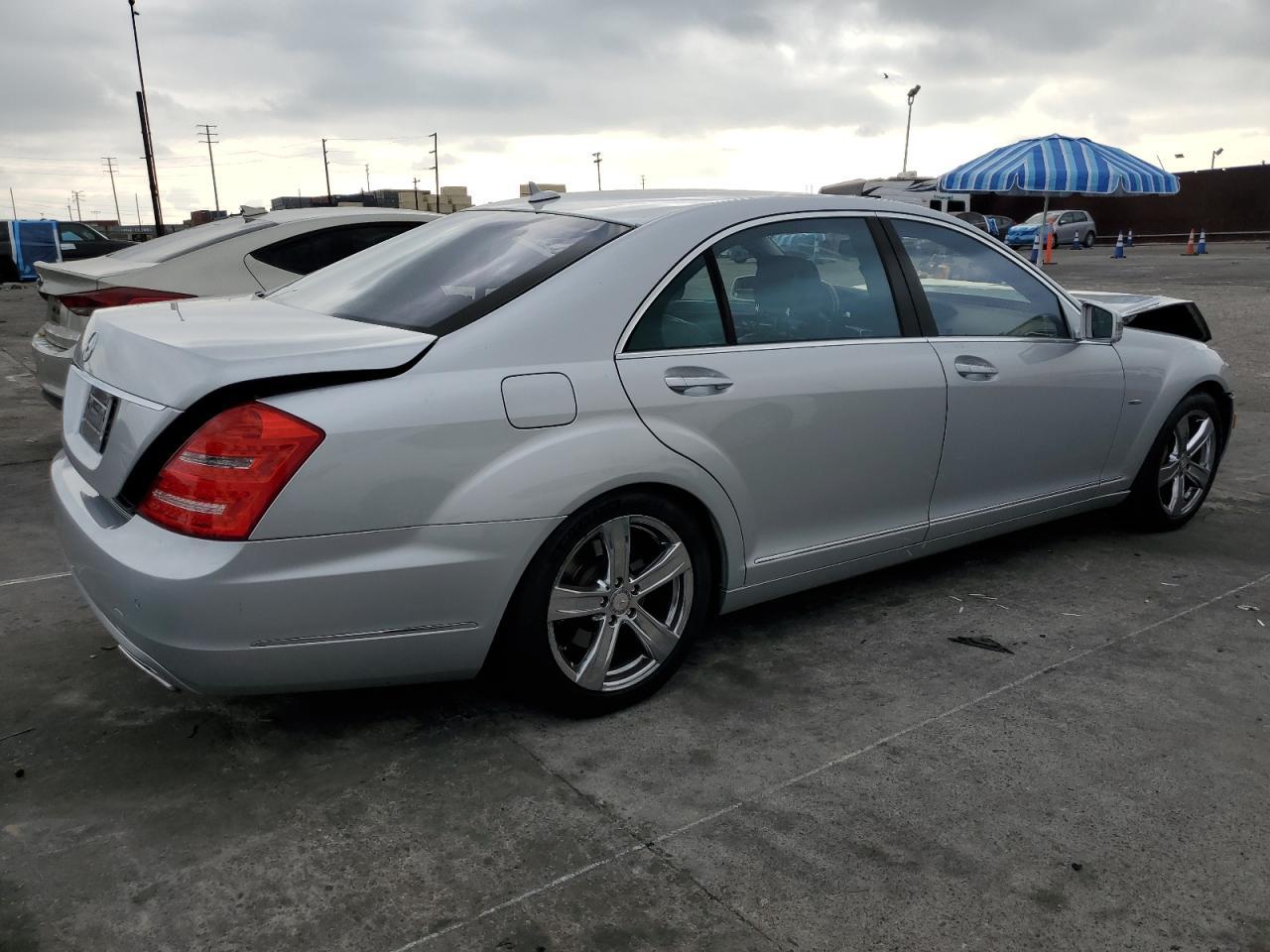 2012 MERCEDES-BENZ S-Class