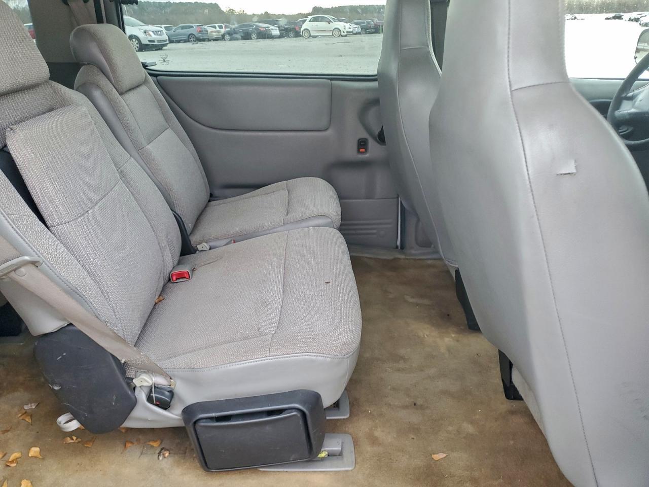 2004 CHEVROLET Venture