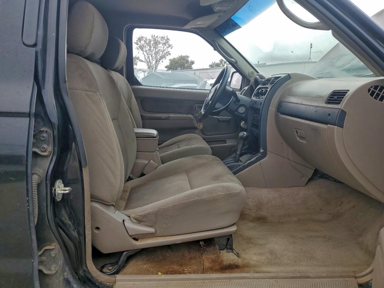 2004 NISSAN Frontier