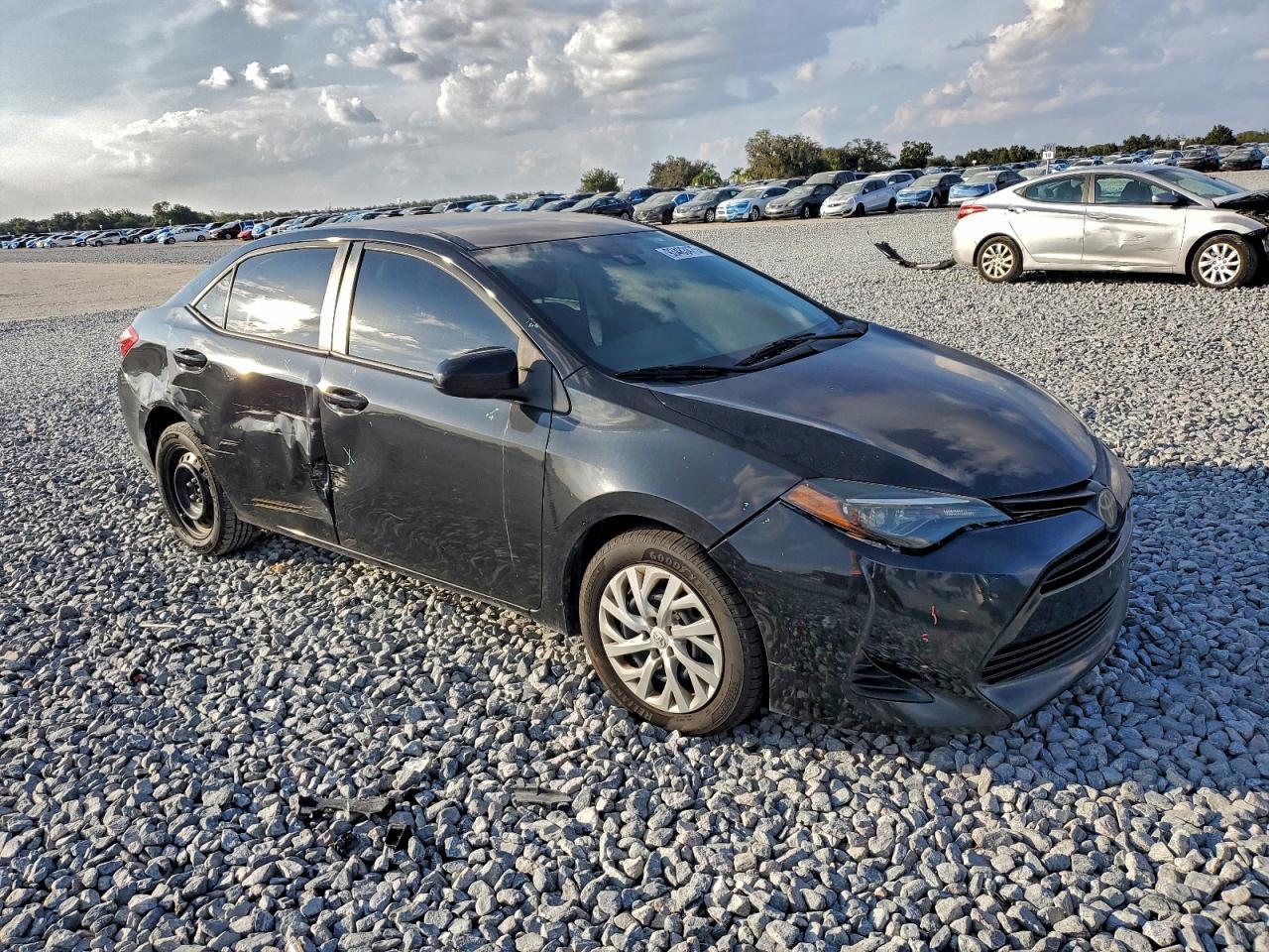 2019 TOYOTA COROLLA