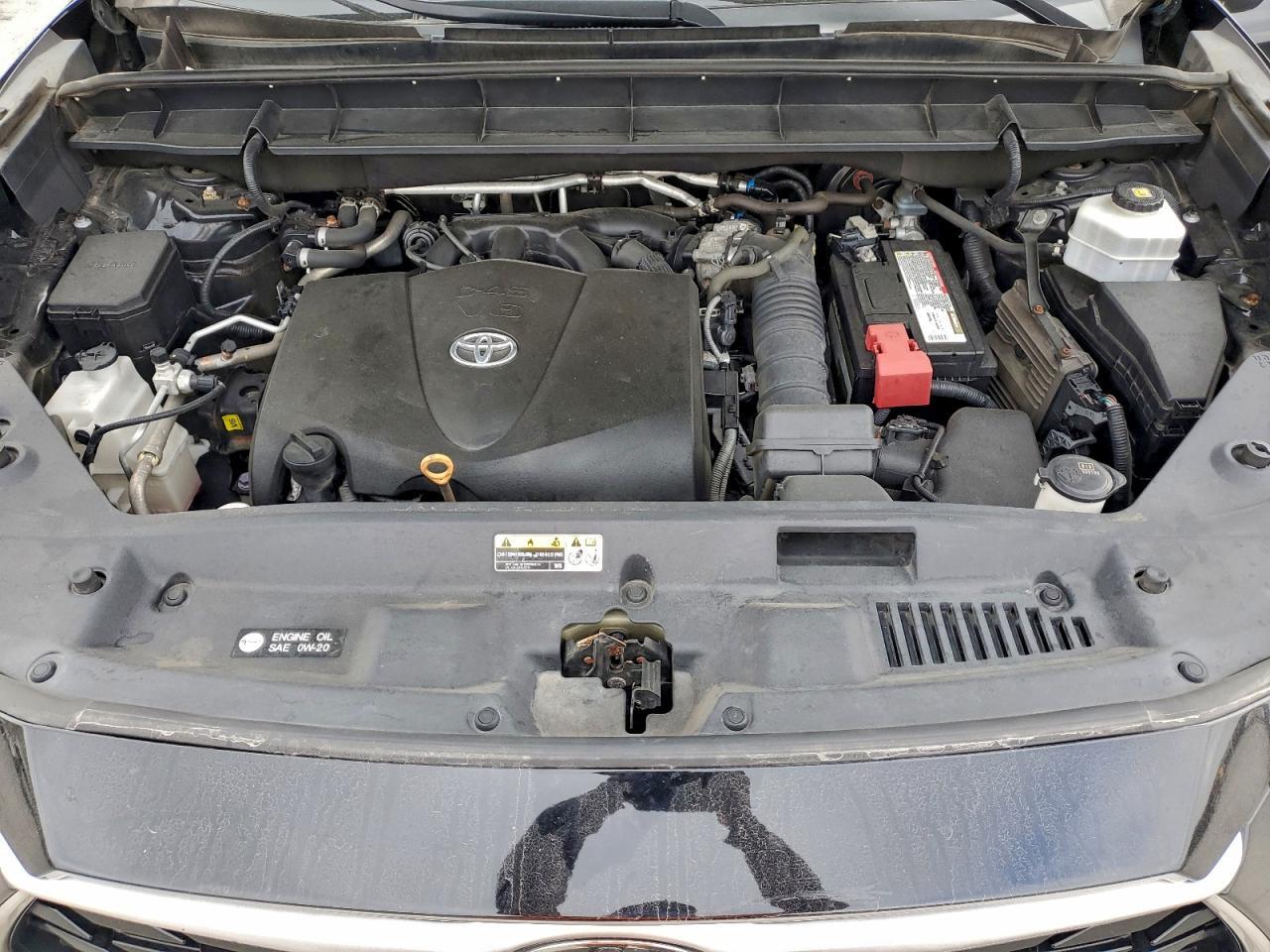 2021 TOYOTA HIGHLANDER