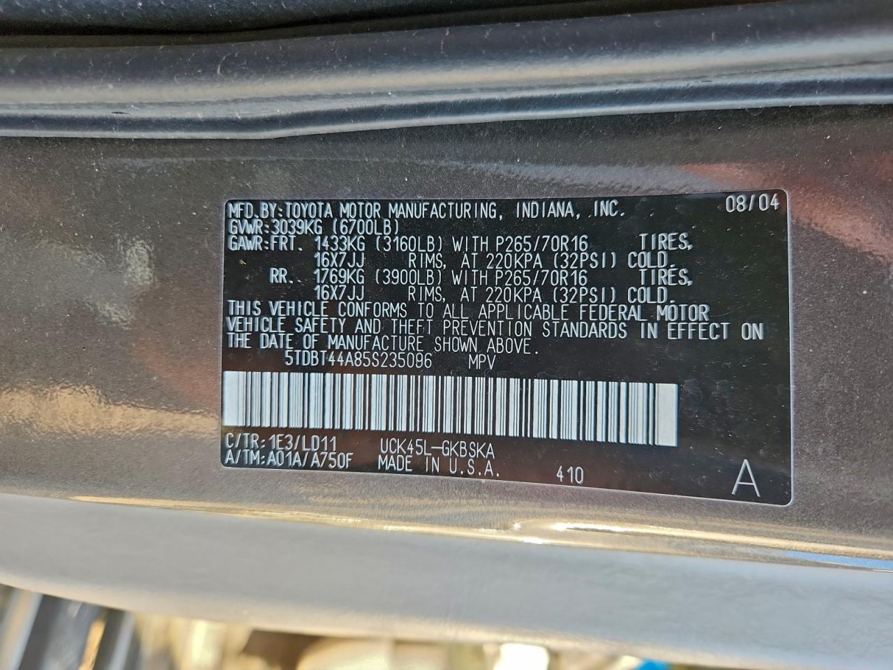 2005 TOYOTA Sequoia