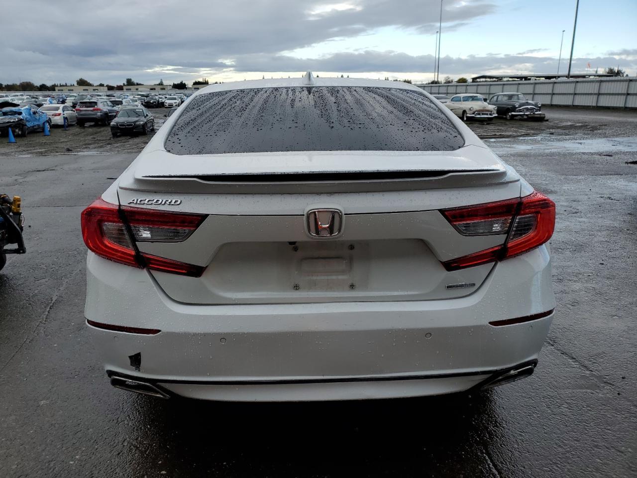 2018 HONDA ACCORD