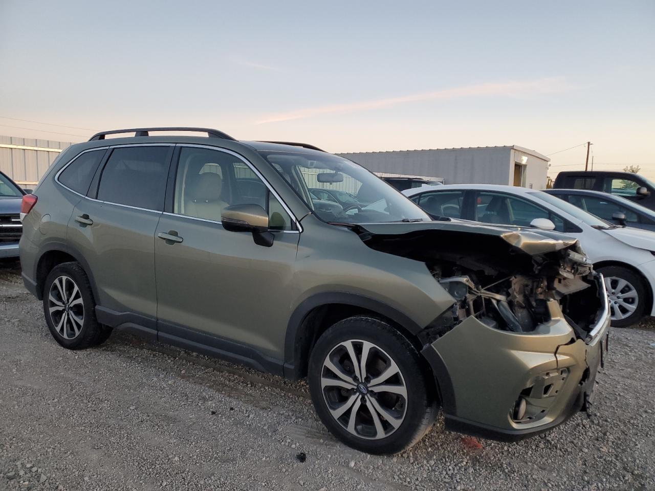 2019 SUBARU FORESTER