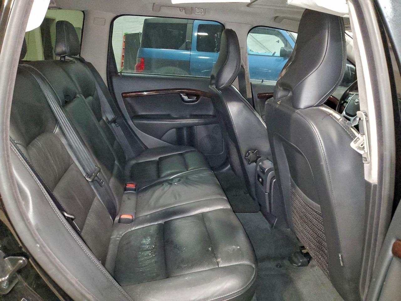 2013 VOLVO XC70