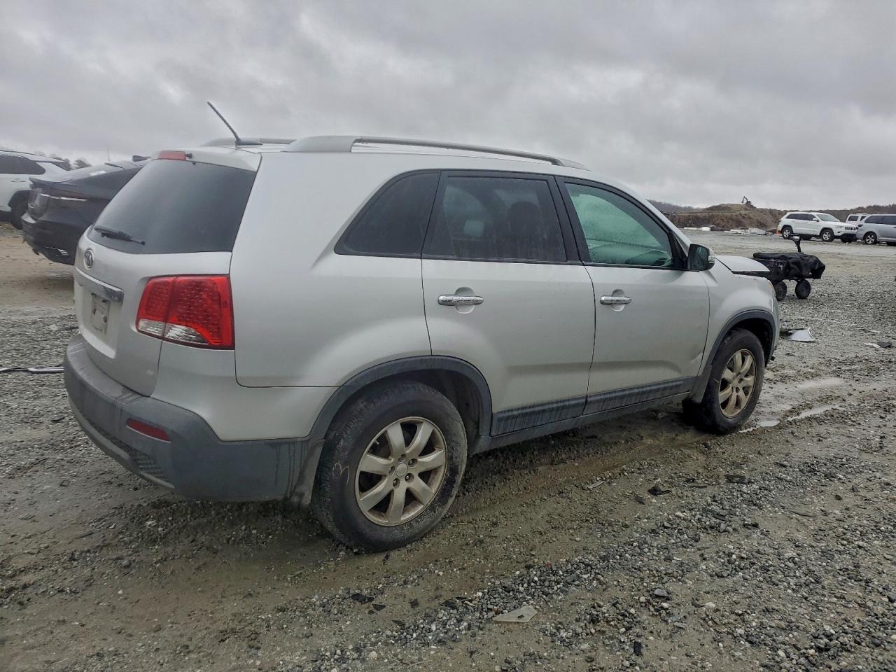 2011 KIA SORENTO