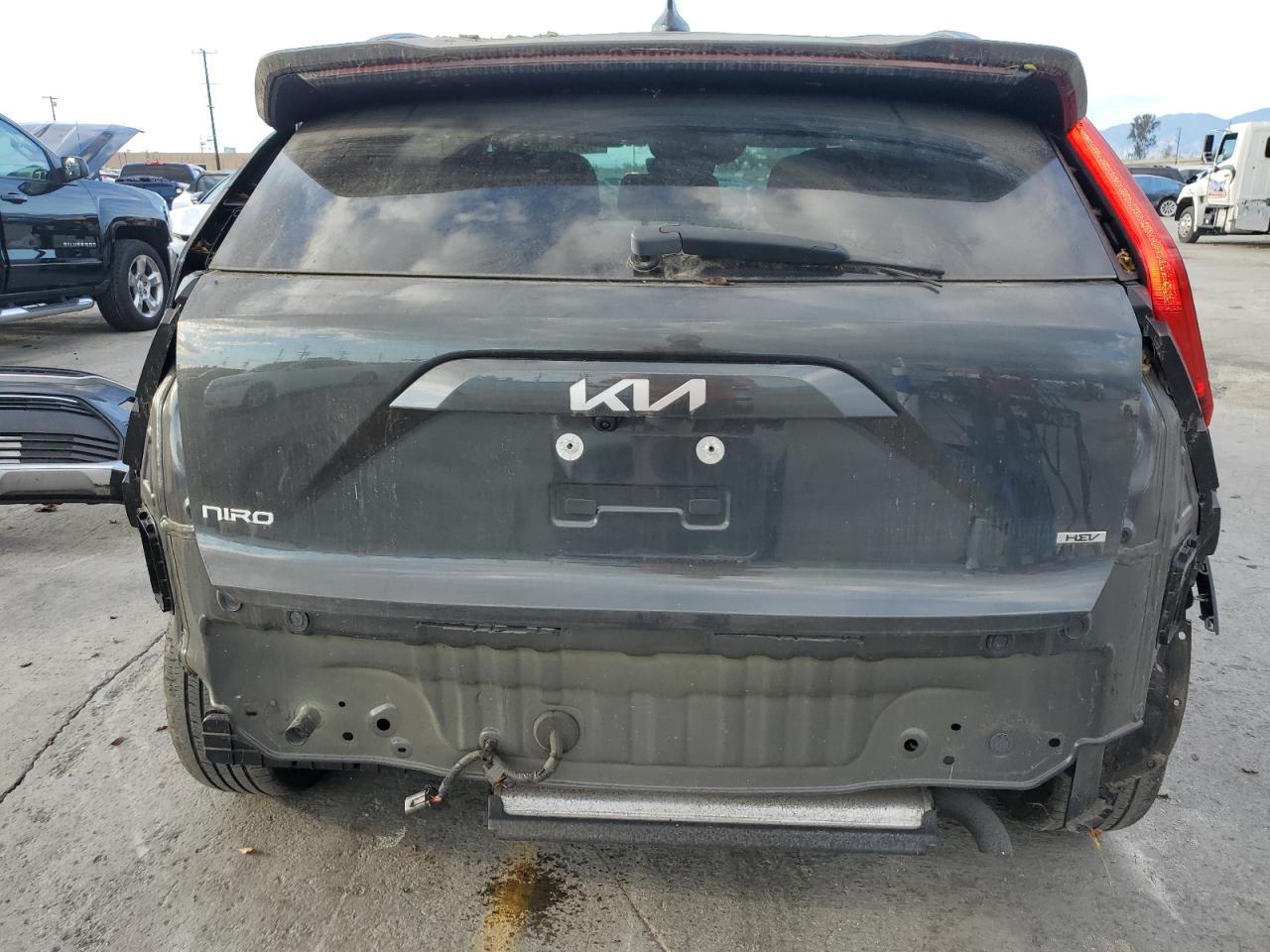 2023 KIA Niro
