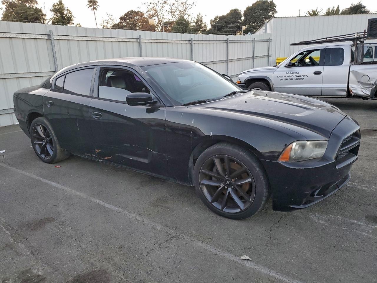 2013 DODGE CHARGER
