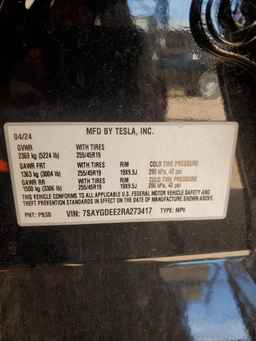 2024 TESLA MODEL Y