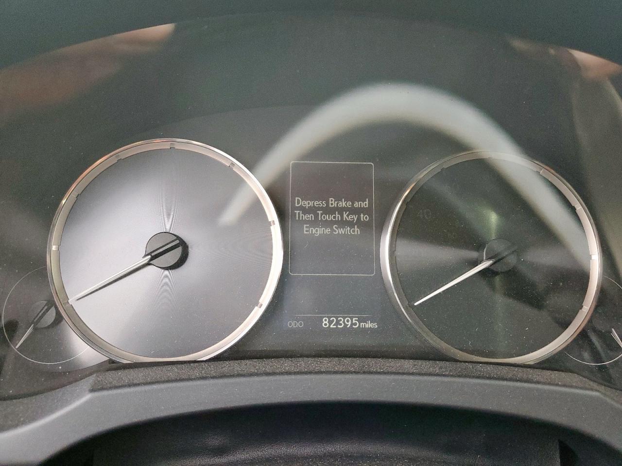 2017 LEXUS IS 200t