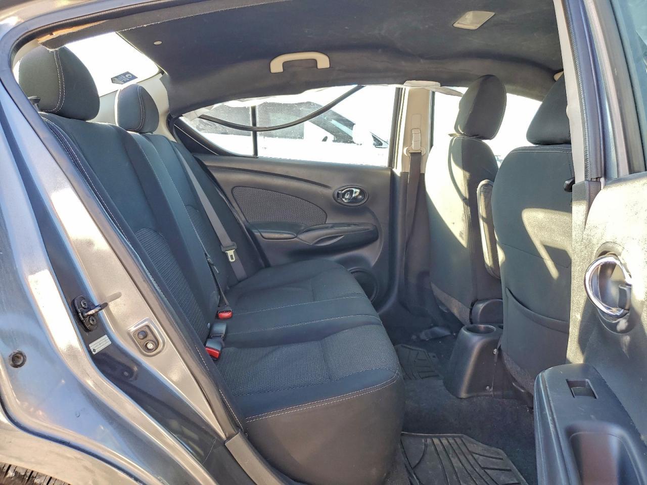2016 NISSAN VERSA