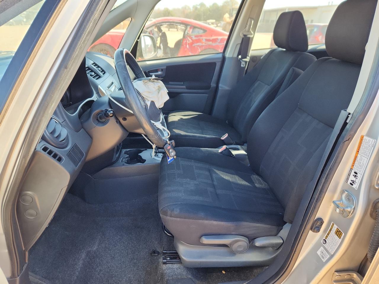 2012 SUZUKI SX4