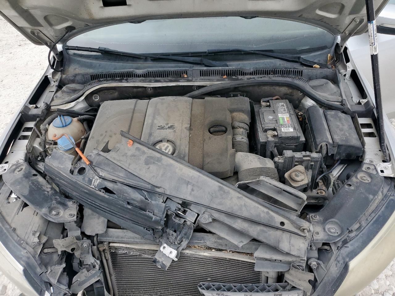 2012 VOLKSWAGEN JETTA