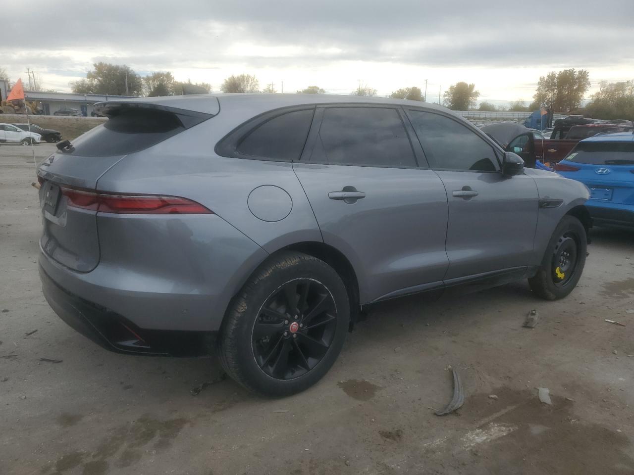 2021 JAGUAR F-Pace