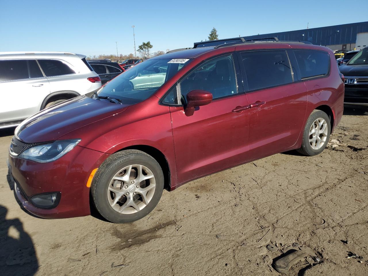 2019 CHRYSLER Pacifica