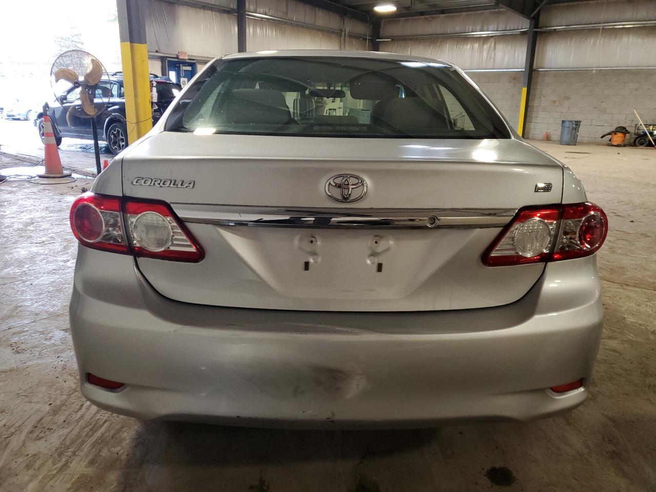 2011 TOYOTA COROLLA