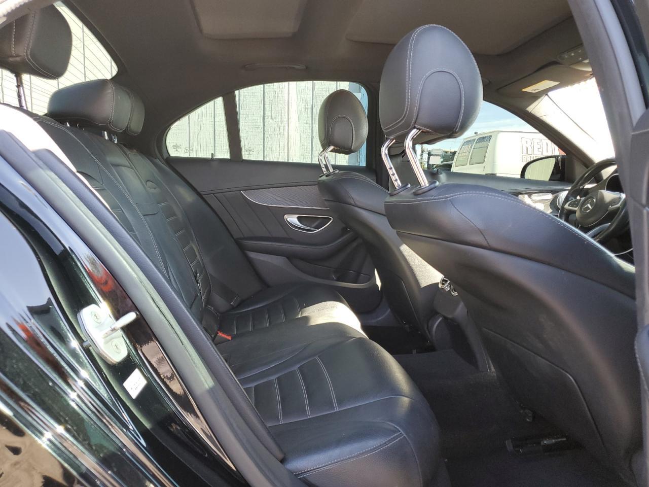 2016 MERCEDES-BENZ C-CLASS