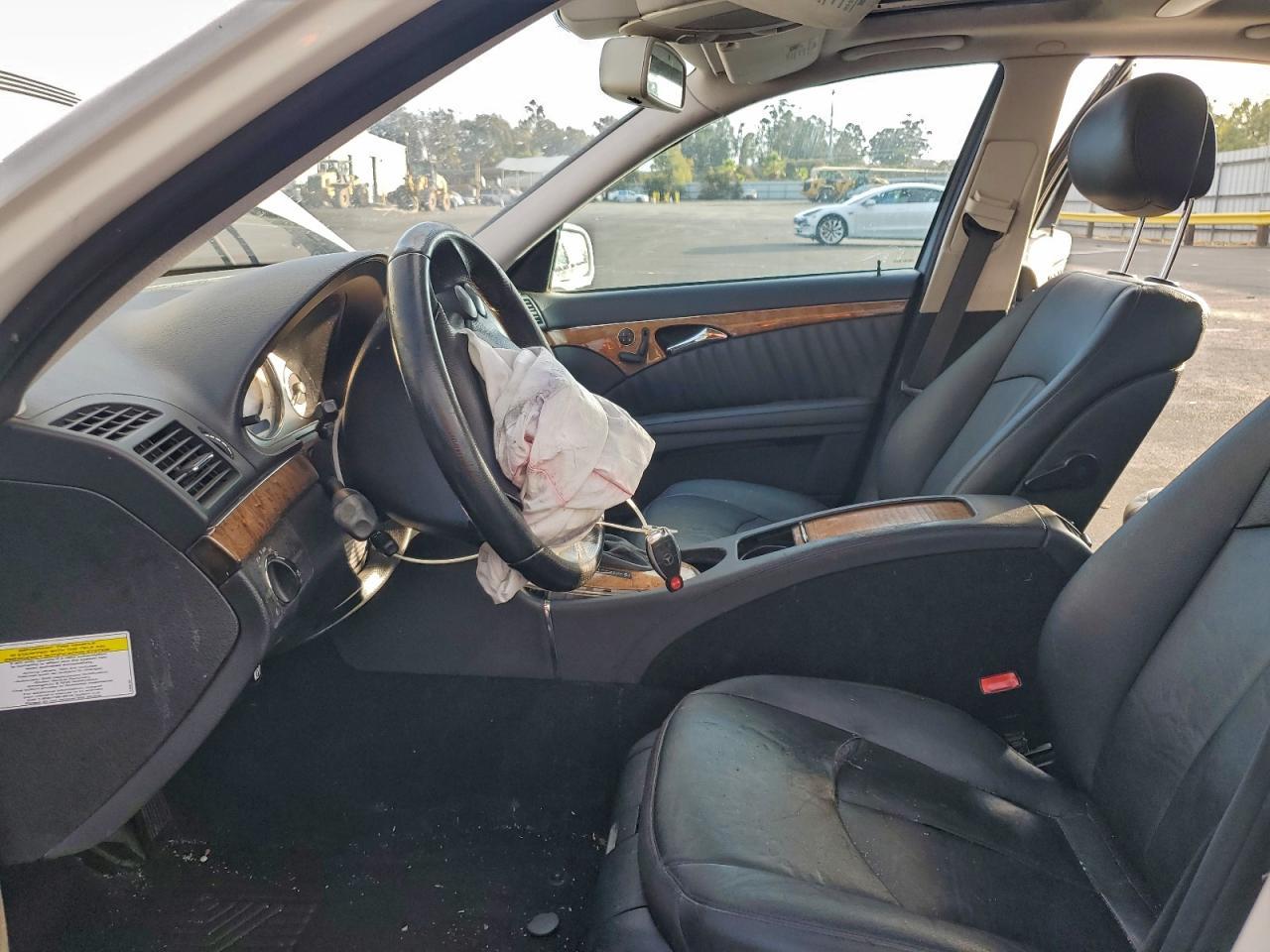2008 MERCEDES-BENZ E-Class