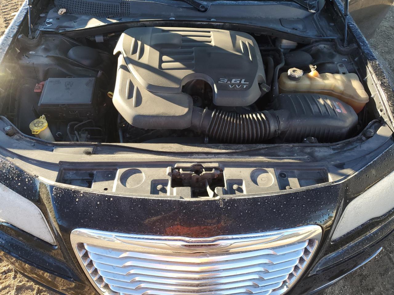 2014 CHRYSLER 300