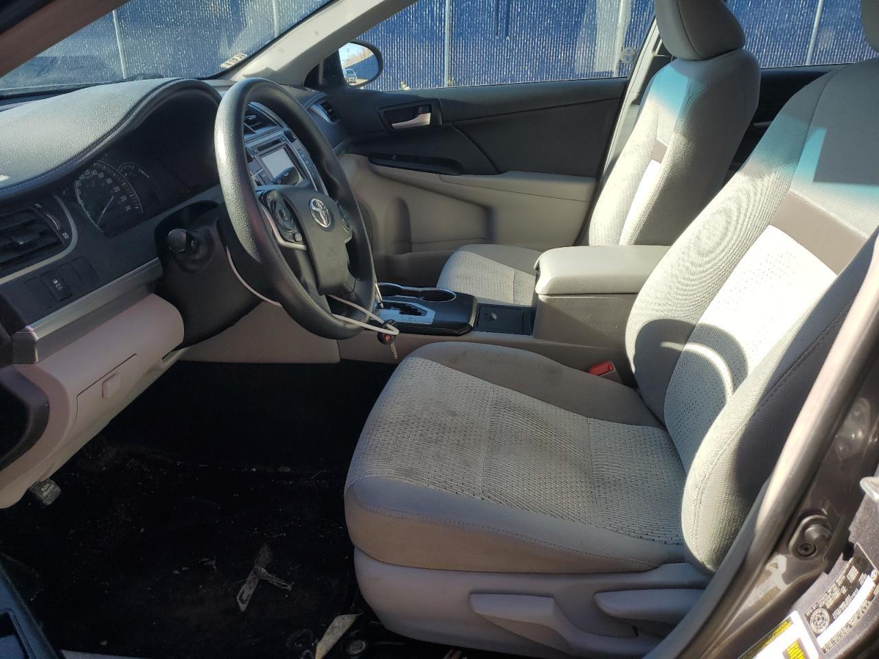2014 TOYOTA CAMRY