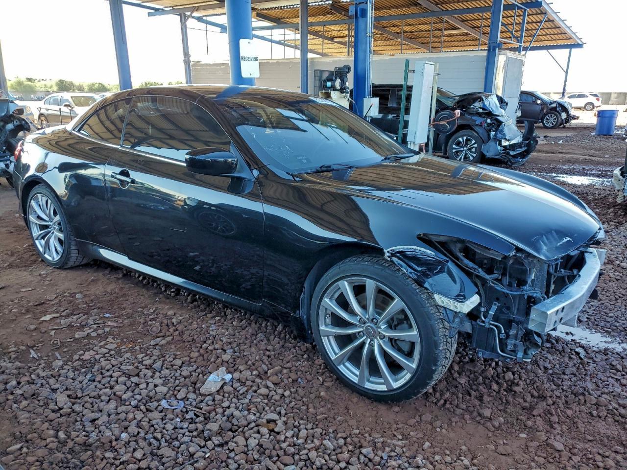 2010 INFINITI G37