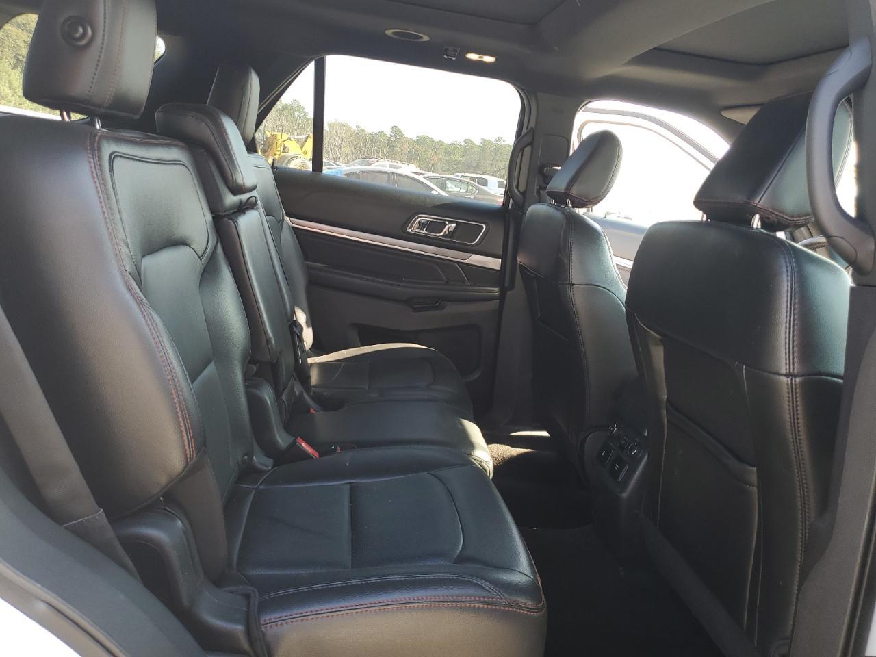2018 FORD Explorer Sport Trac