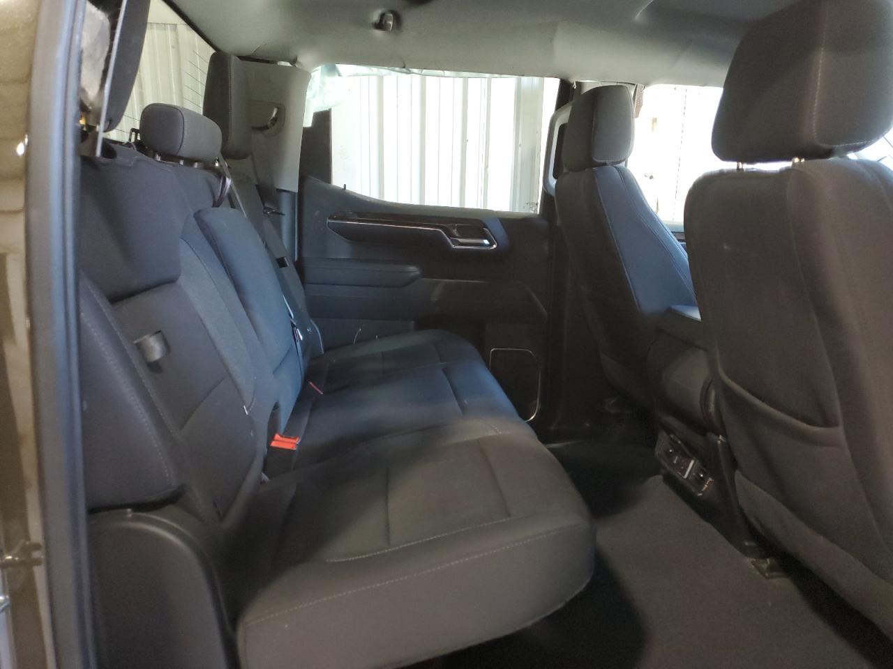 2024 GMC Sierra