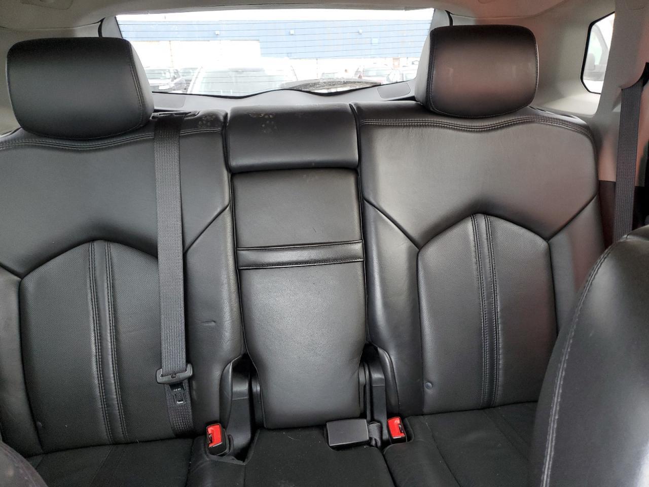 2011 CADILLAC SRX