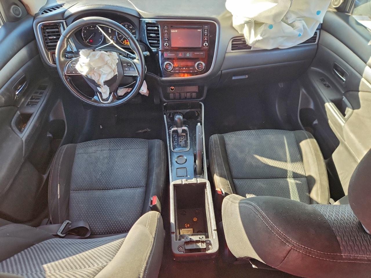 2017 MITSUBISHI outlander