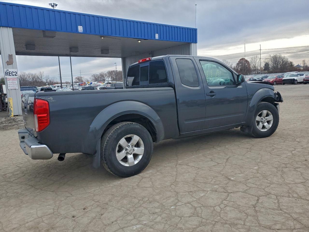 2011 NISSAN Frontier