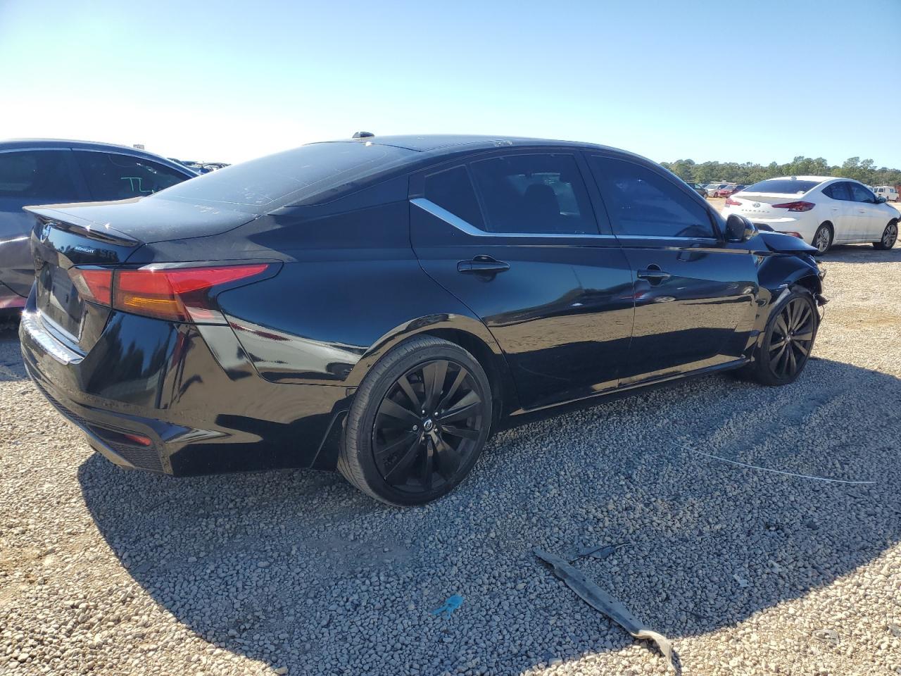 2022 NISSAN ALTIMA