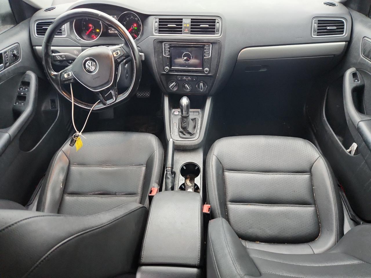 2017 VOLKSWAGEN JETTA