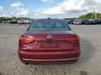 2016 VOLKSWAGEN Passat