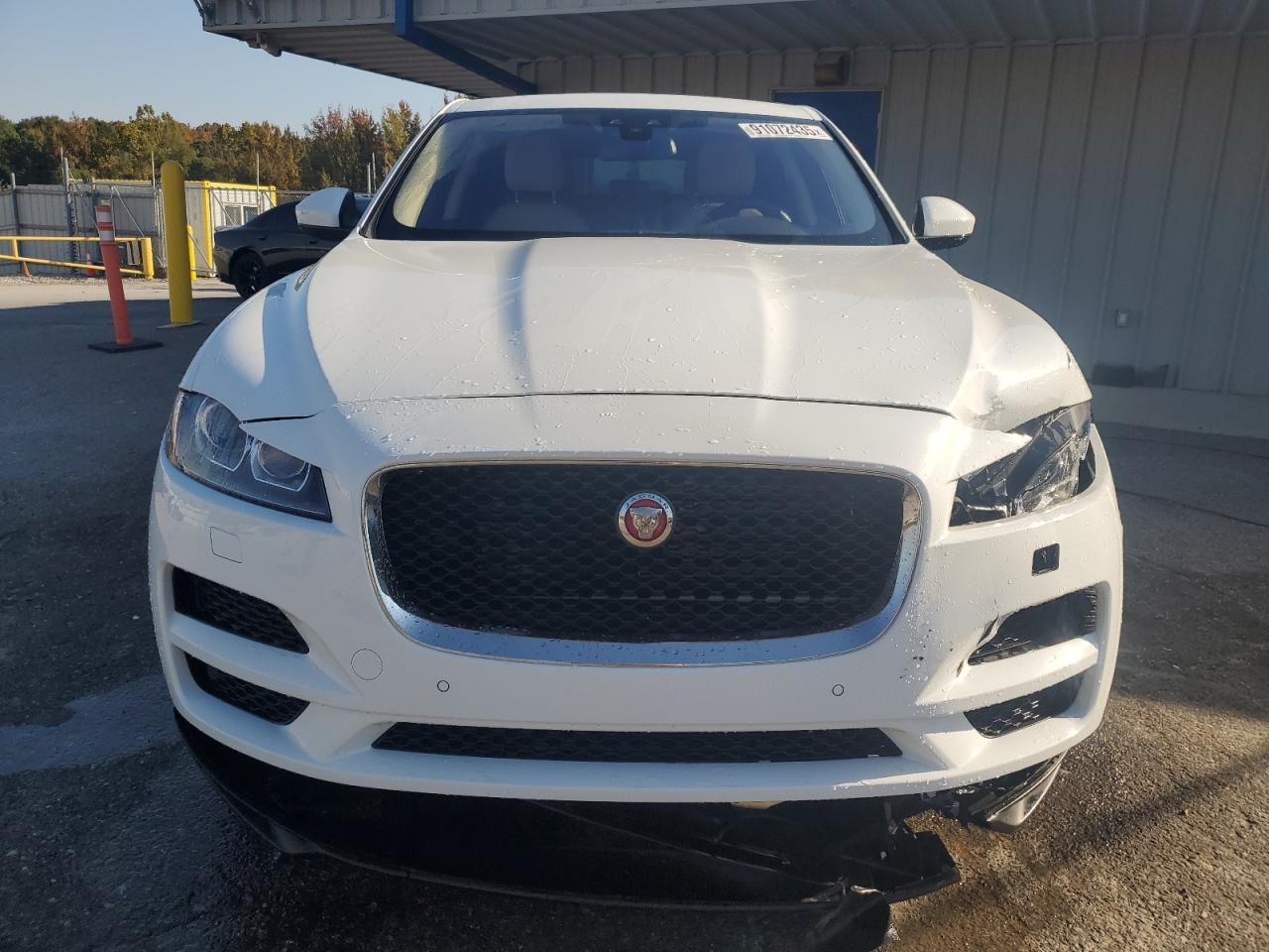 2017 JAGUAR F-Pace