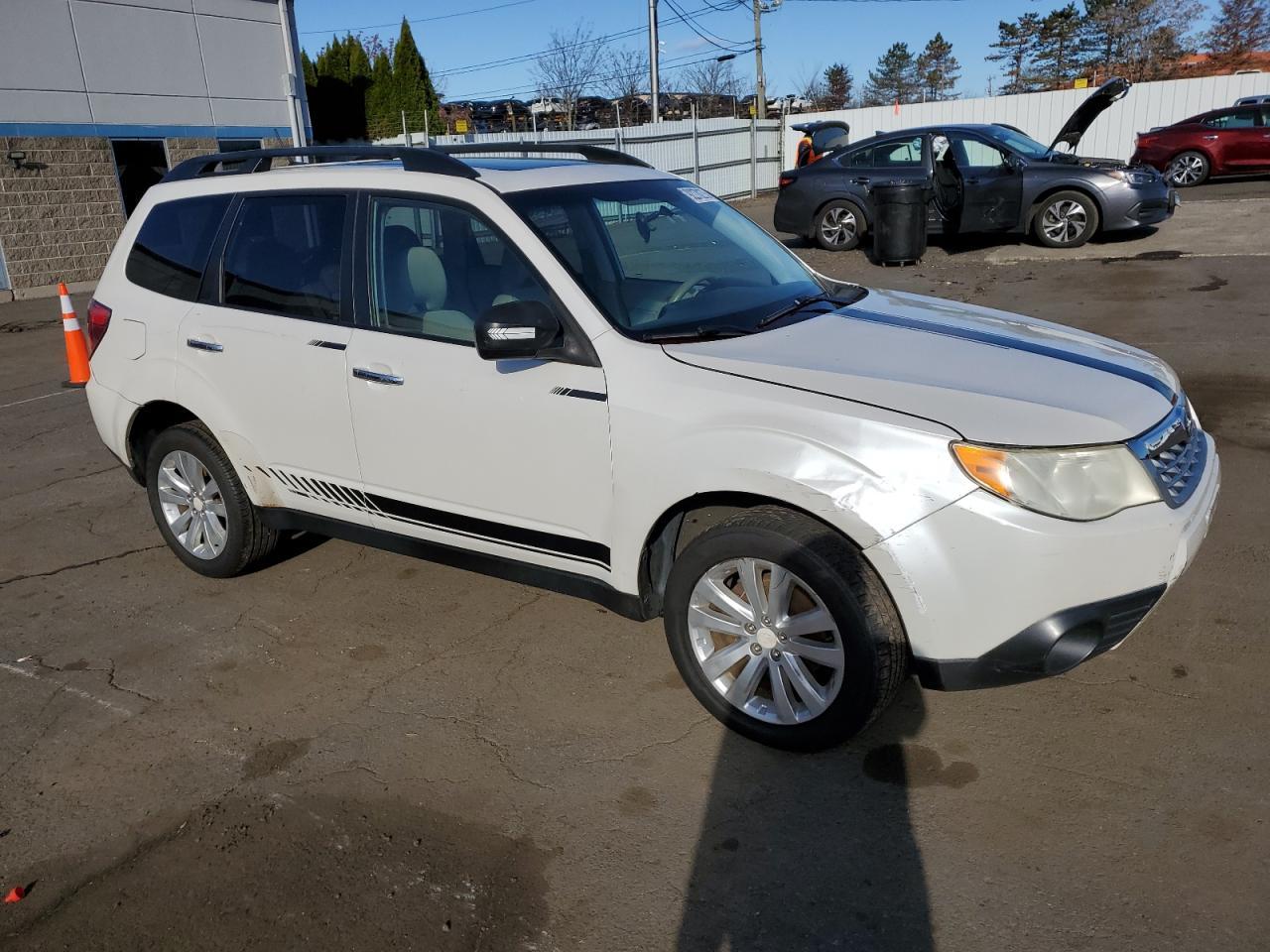 2011 SUBARU FORESTER