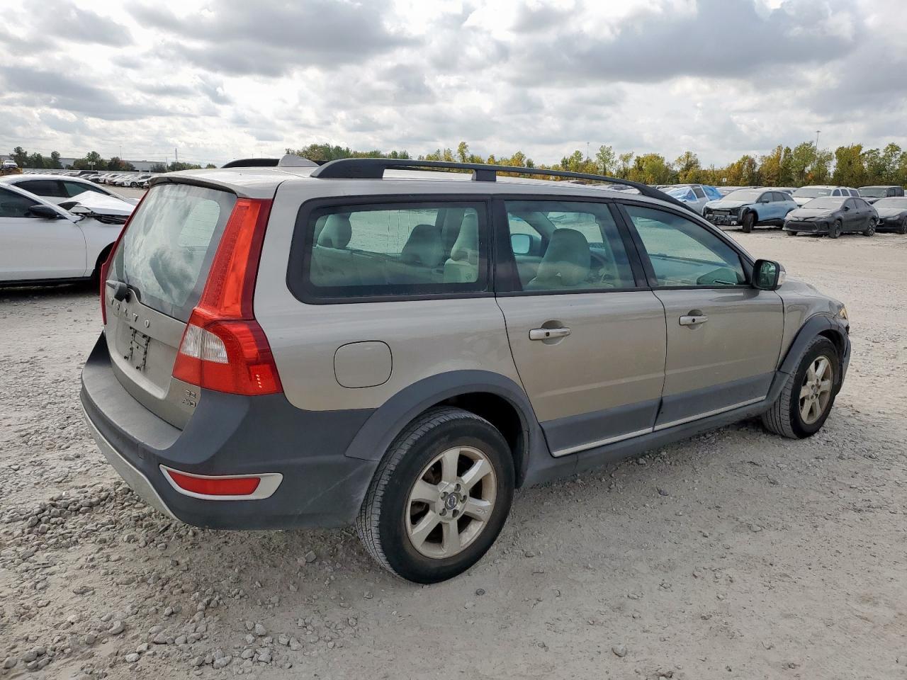 2008 VOLVO XC70