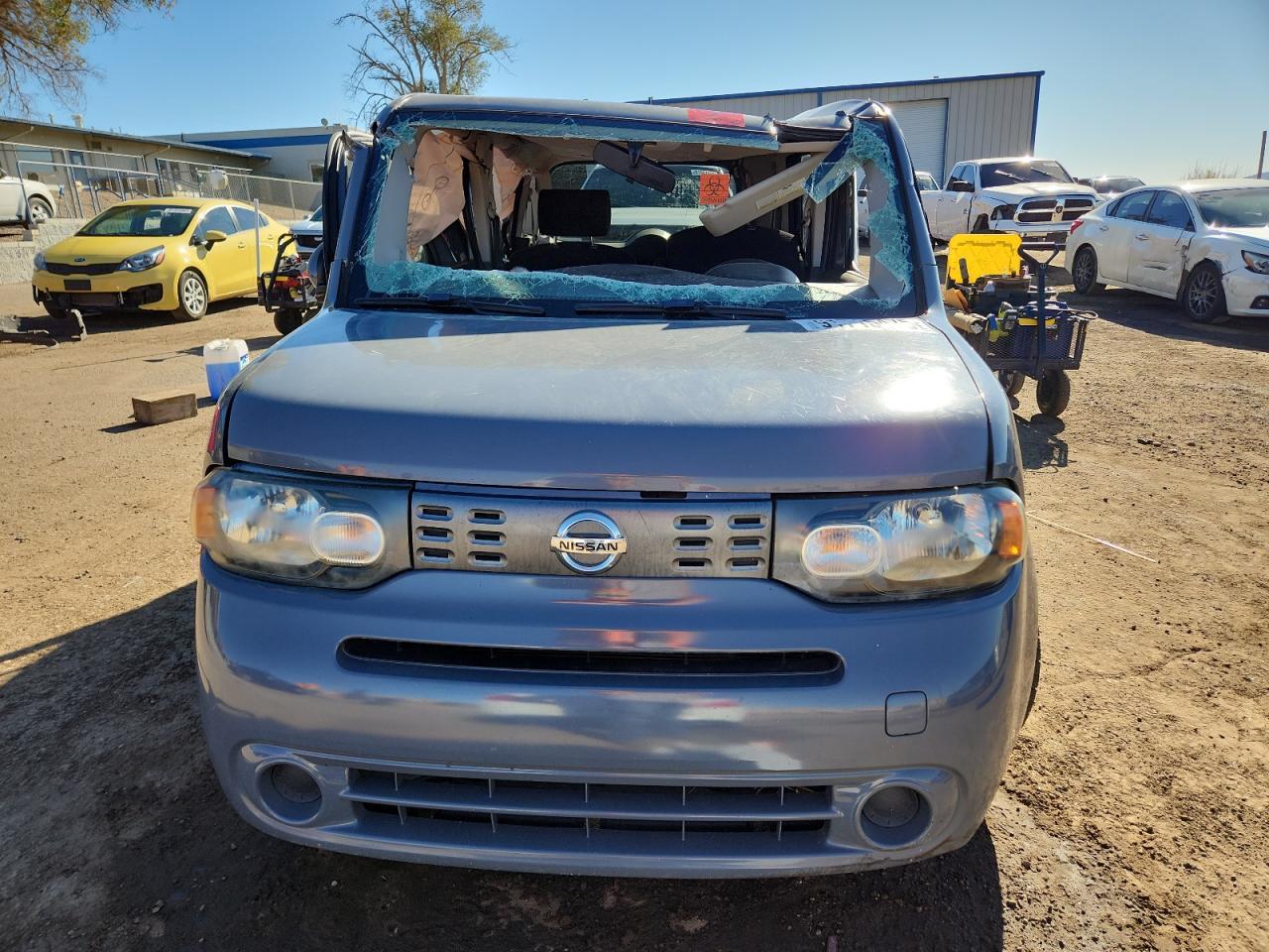 2013 NISSAN CUBE