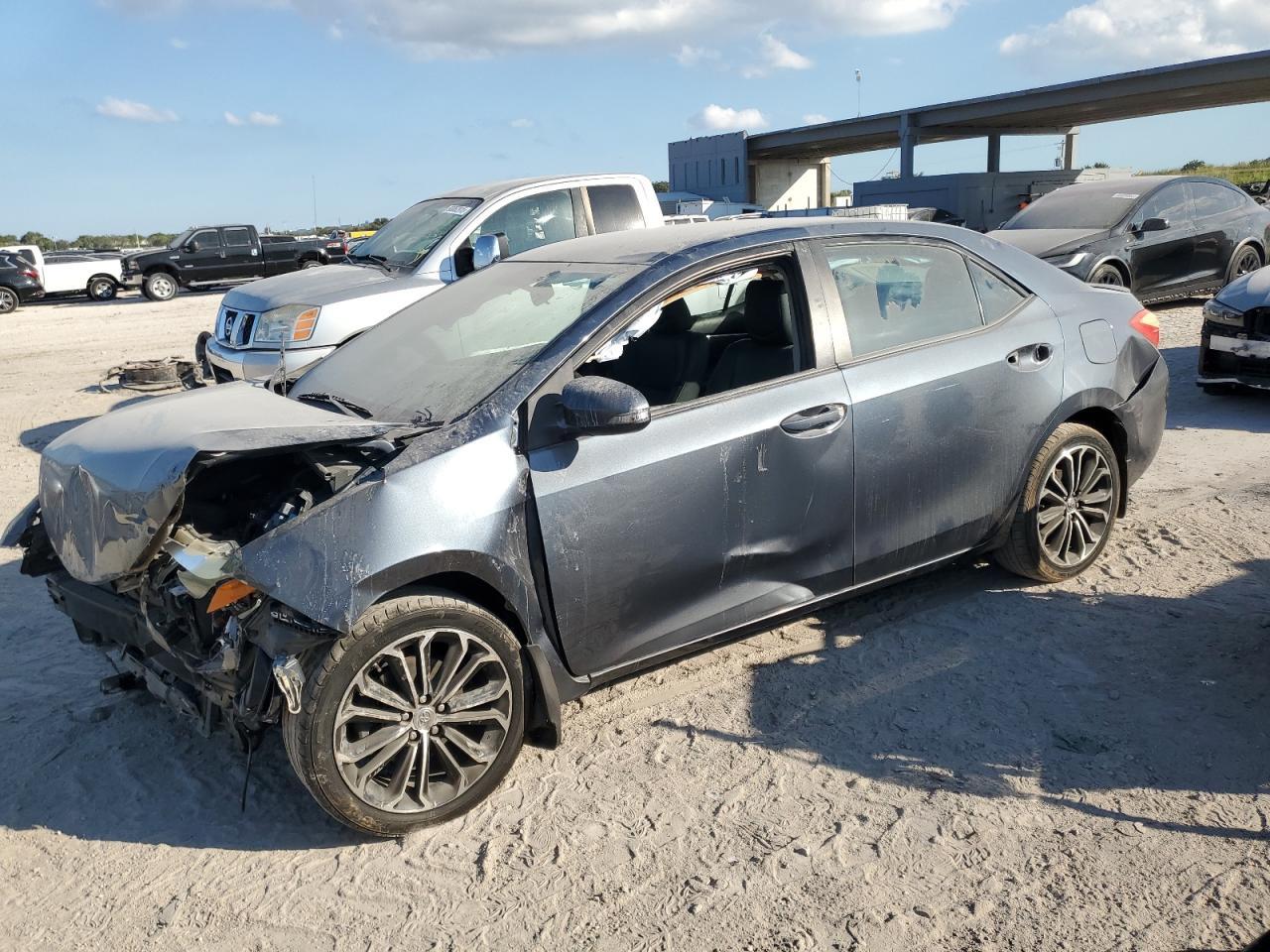 2016 TOYOTA COROLLA