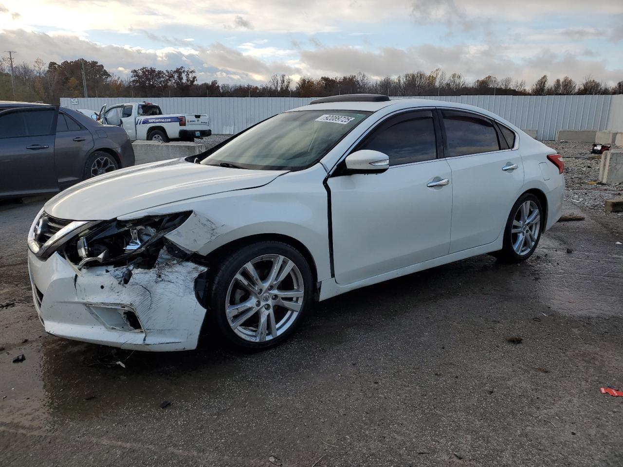 2016 NISSAN ALTIMA